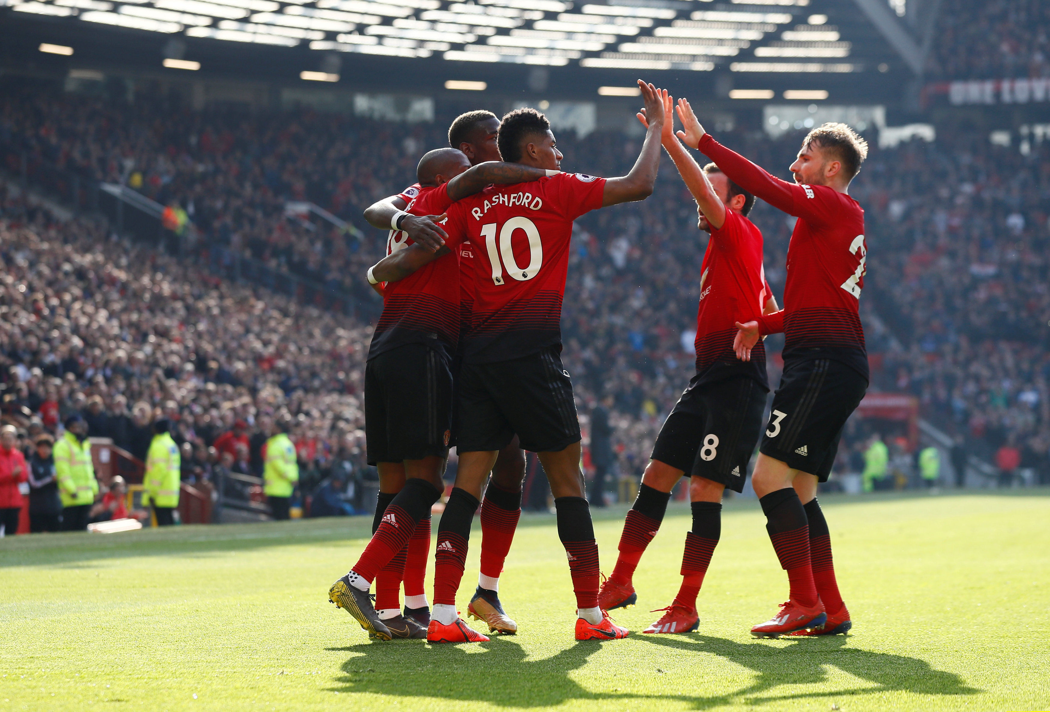 速度滑冰的 速度滑冰的